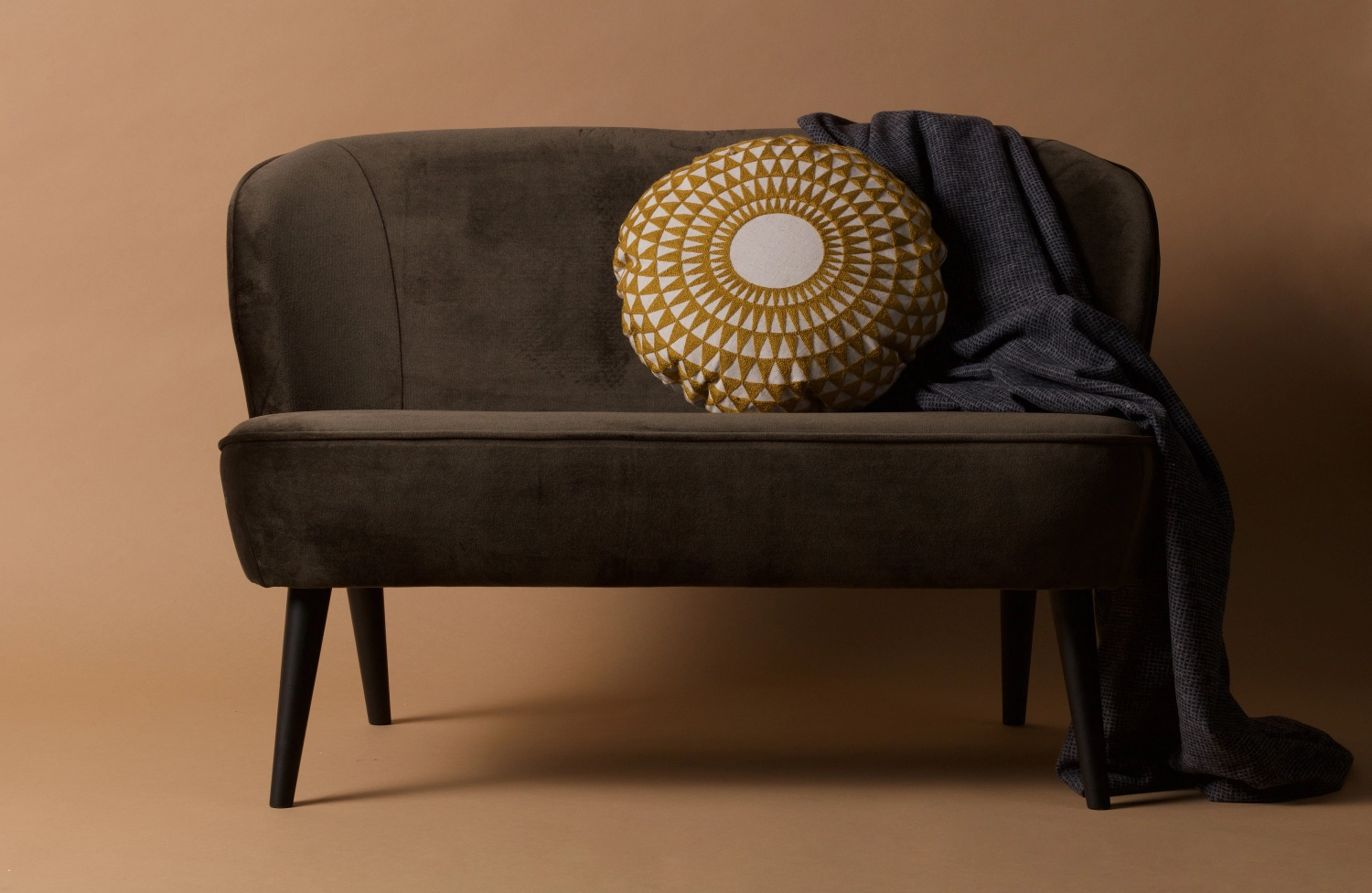 Rent a Sofa Sara velvet warm (green)? Rent at KeyPro furniture rental!