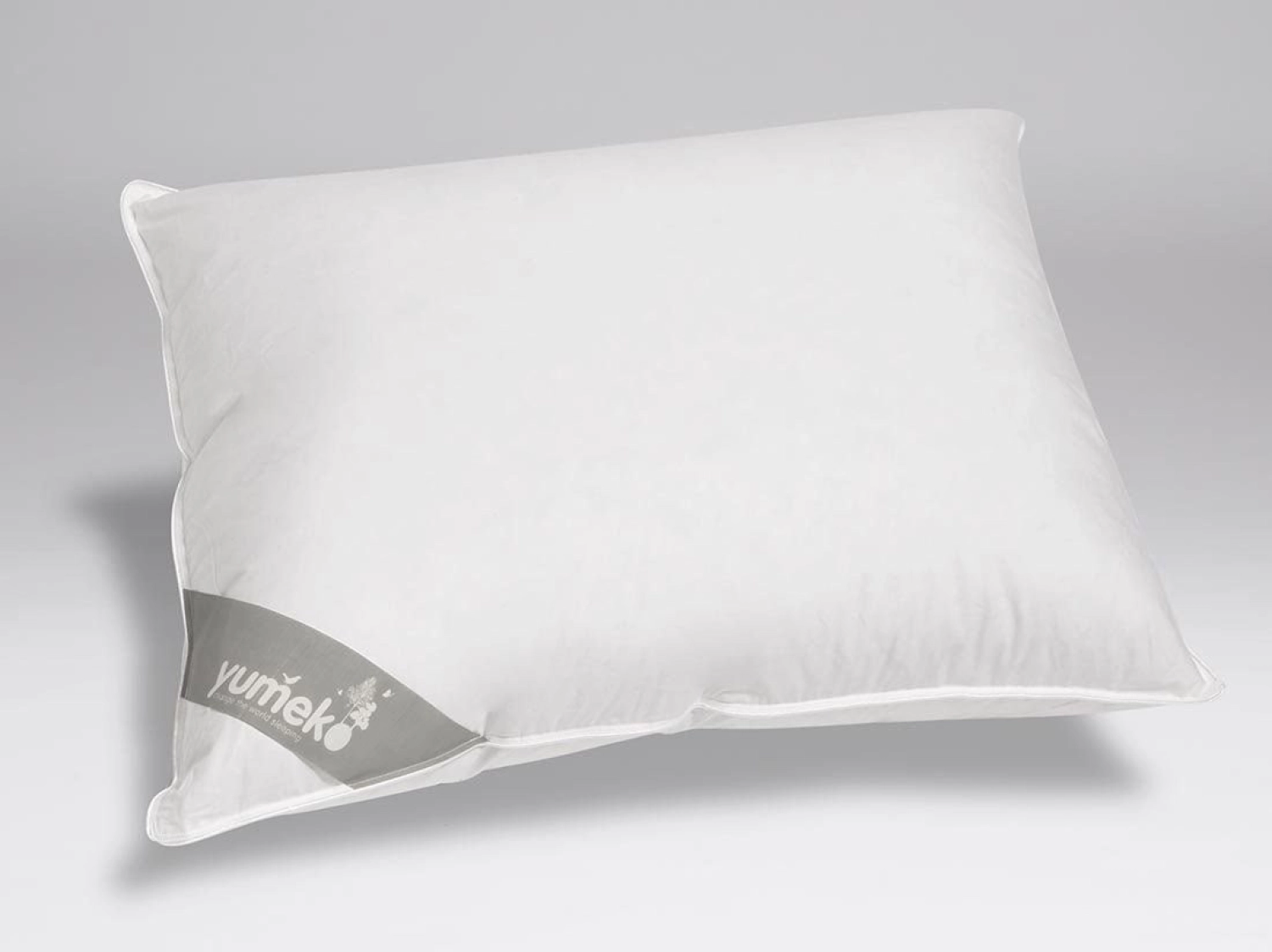 Rent a Pillow recycled dons (white)? Rent at KeyPro furniture rental!