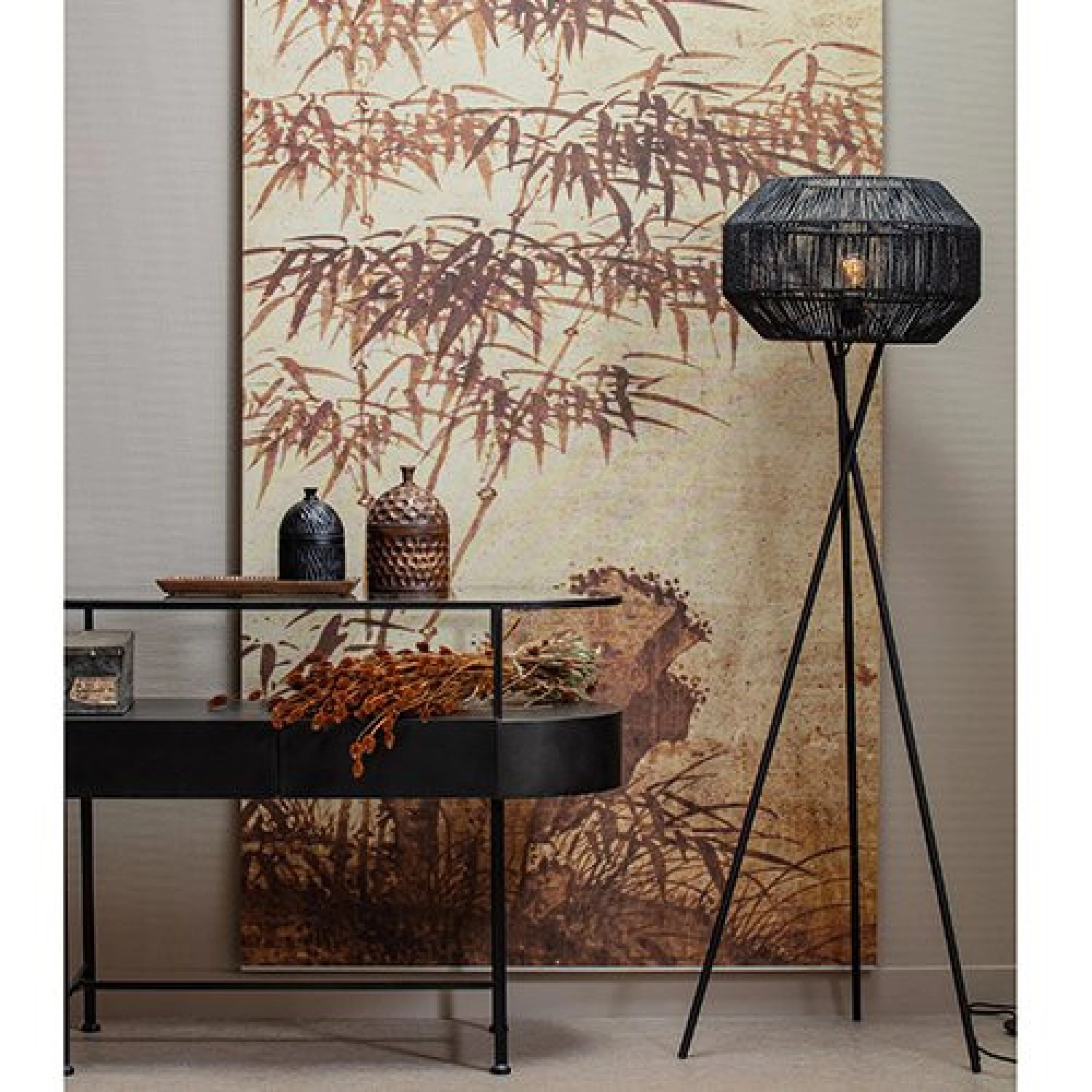 Rent a Floor lamp Griffin (black)? Rent at KeyPro furniture rental!