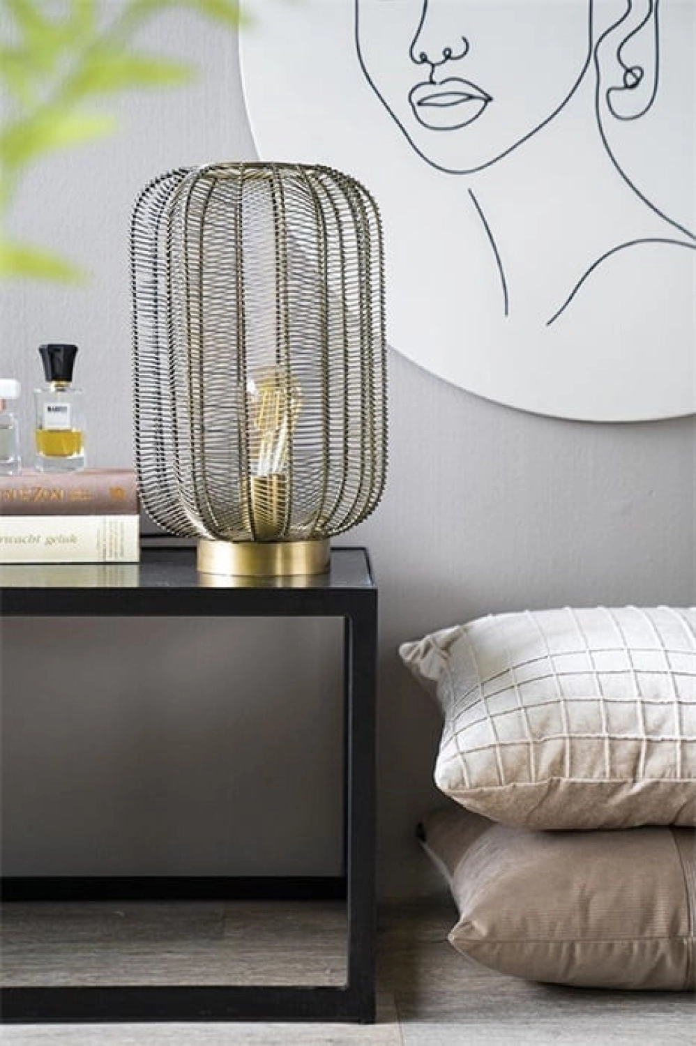 Rent a Table Lamp Carbo (Bronze)? Rent at KeyPro furniture rental!