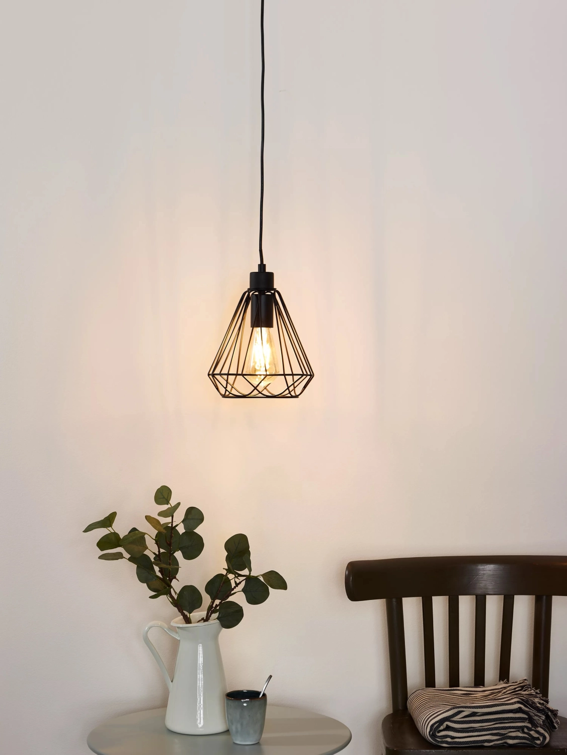 Huur je Hanglamp Kyara bij KeyPro! Hanglamp Kyara huren? Huur bij KeyPro meubelhuur!