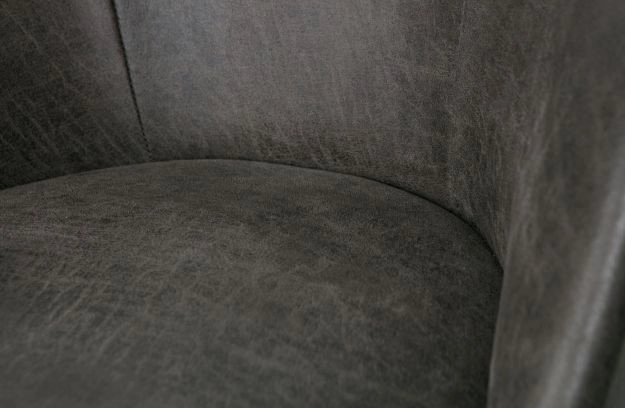 Rent a Armchair Vogue leather (black)? Rent at KeyPro furniture rental!