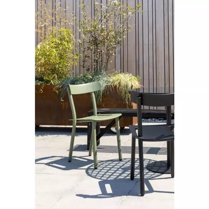 Rent a Garden chair Friday (black)? Rent at KeyPro furniture rental!