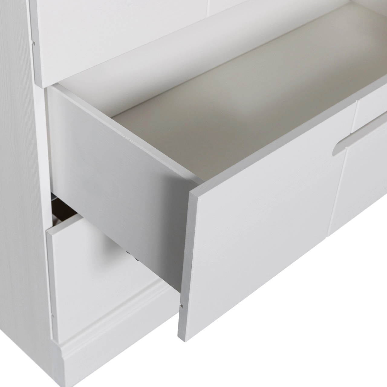 Rent a Chest of drawers Connect? Rent at KeyPro furniture rental!